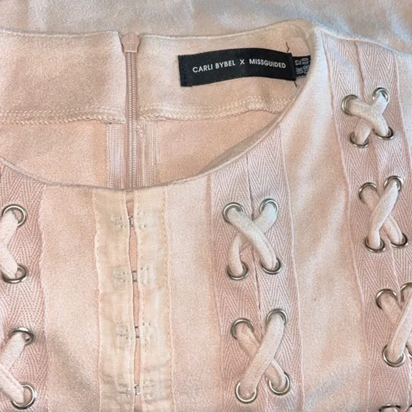Missguided X Carli Bybel nude pink Long Sleeve Suede Feel dress sz 8 Rare EUC - Picture 4 of 4